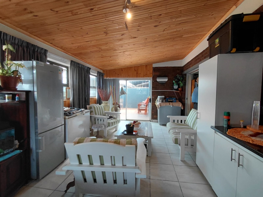 3 Bedroom Property for Sale in C Place Eastern Cape